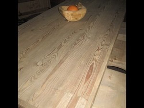 STÓŁ + 4 KRZESŁA COUNTRY VINTAGE + 2 KRZESŁA Z PLECIONYM OPARCIEM 