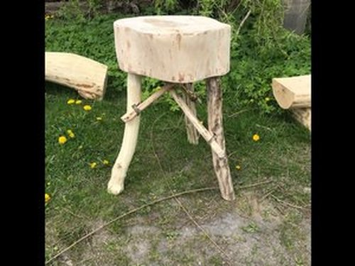 STOLIK Z KRZESEŁKAMI- Hobbit- z palstra półbala